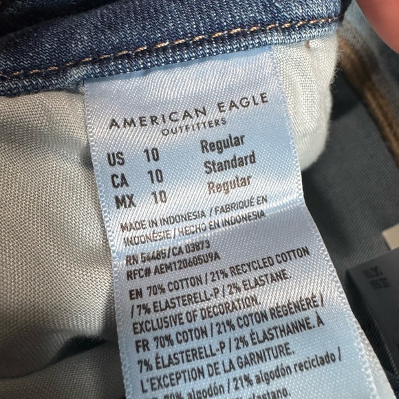 American Eagle Outfitters Curvy Light Blue Distressed Skinny Jeans - Picture 3 of 5